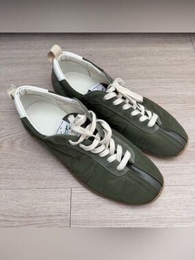 Kenzo Striker Low Top Sneaker